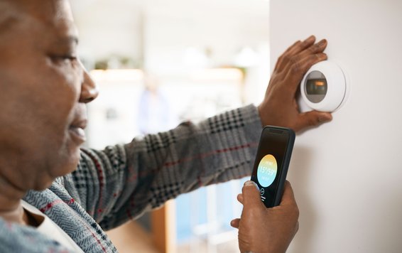 3 Ways Tech Devices Can Save on Home Costs