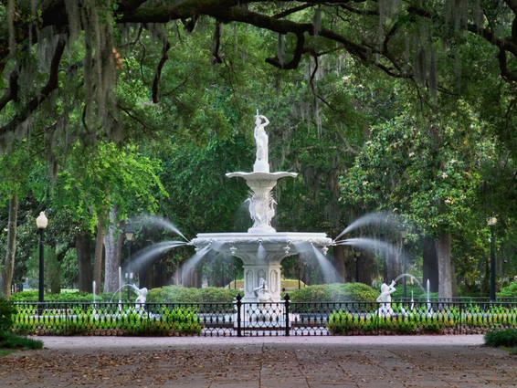 Travel Guide: Savannah, Georgia
